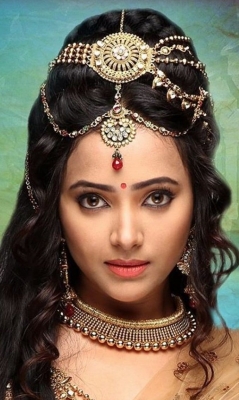 Chandra Nandini-watch